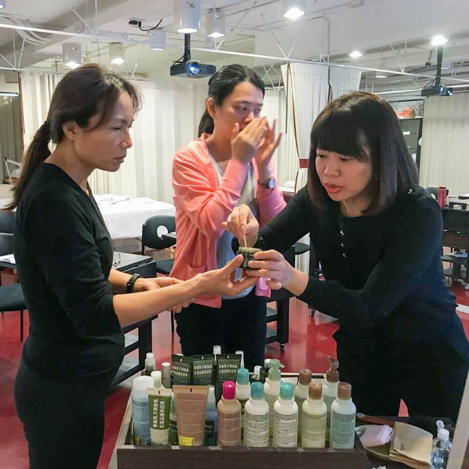 69929587_10156448299921761_182164681308241920_o