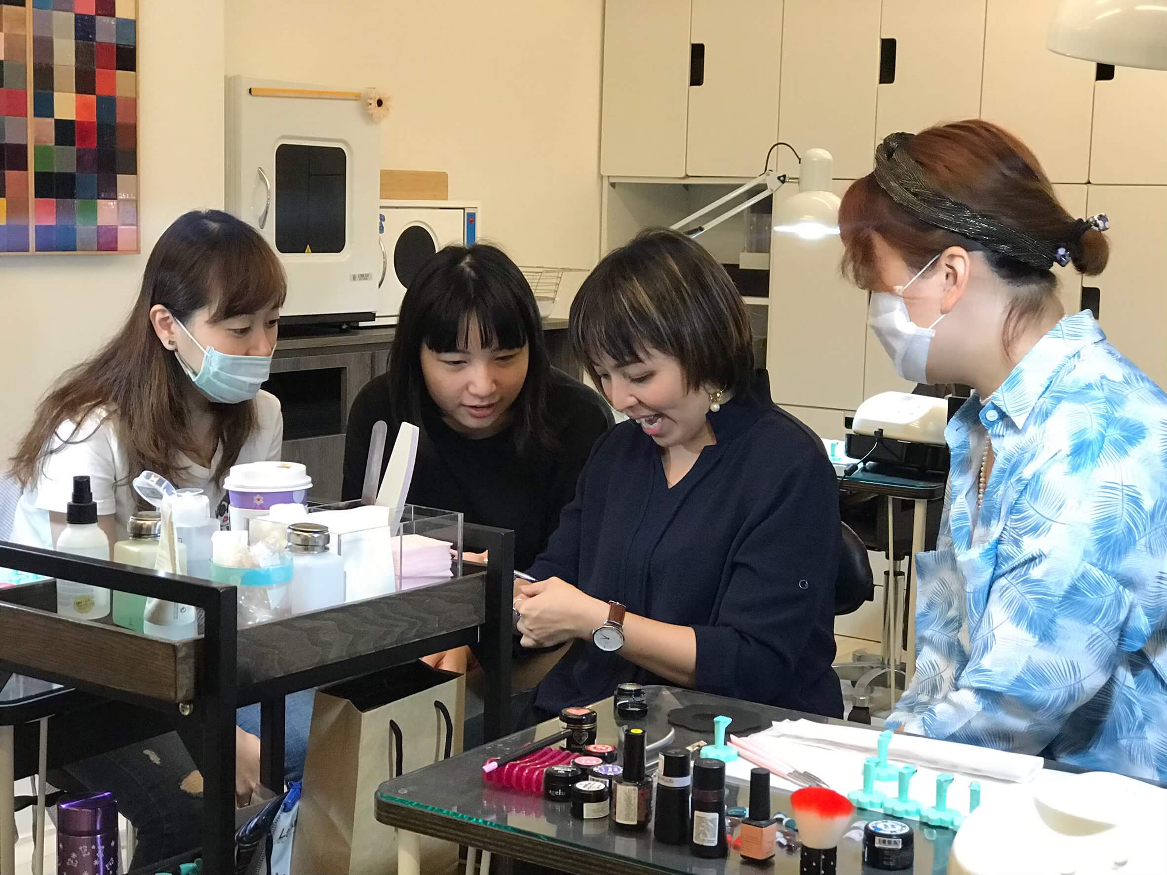 第四屆美甲學院上課情況_200103_0012